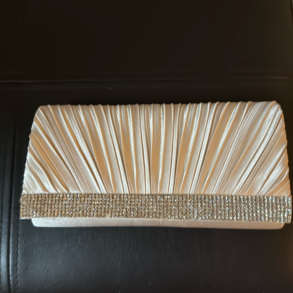 Hand purse for any special occasion
